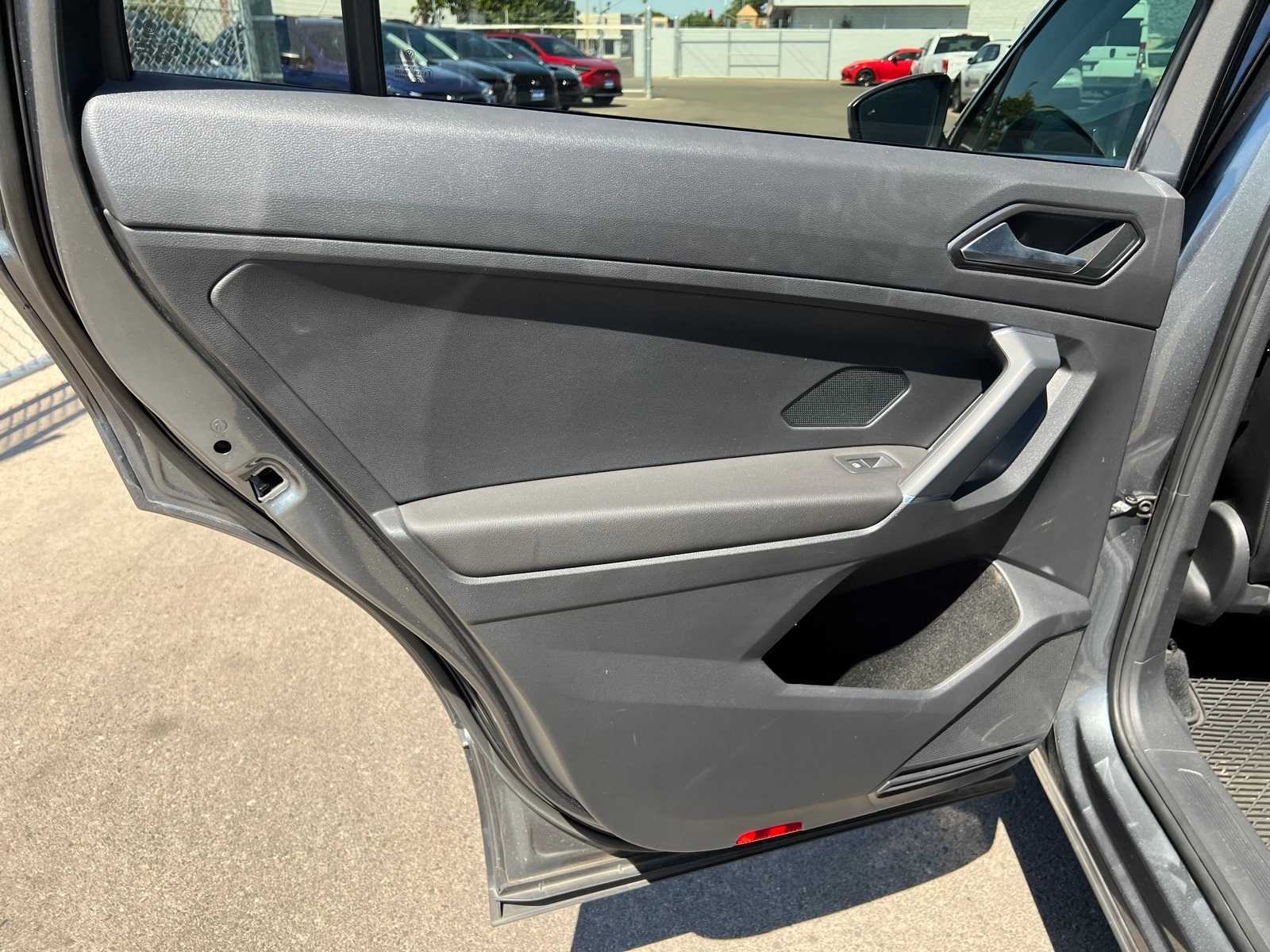 2018 Volkswagen Tiguan SE 20