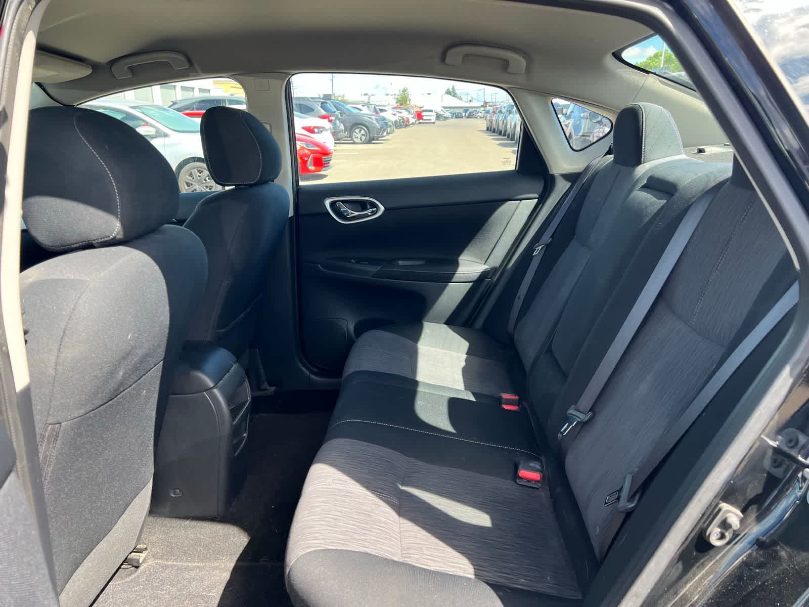 Thumbnail: 2014 Nissan Sentra - 18