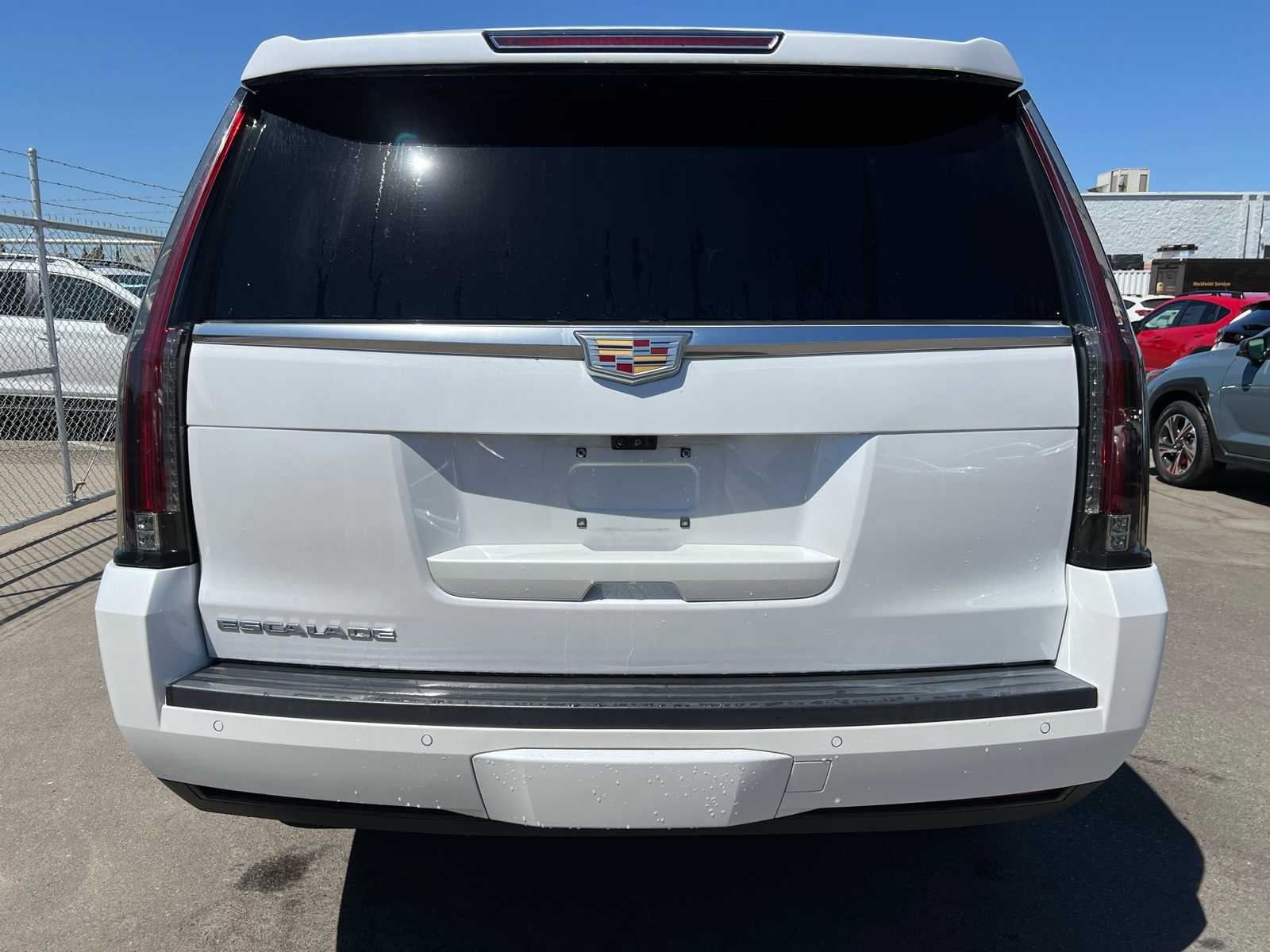 Thumbnail: 2018 Cadillac Escalade - 4