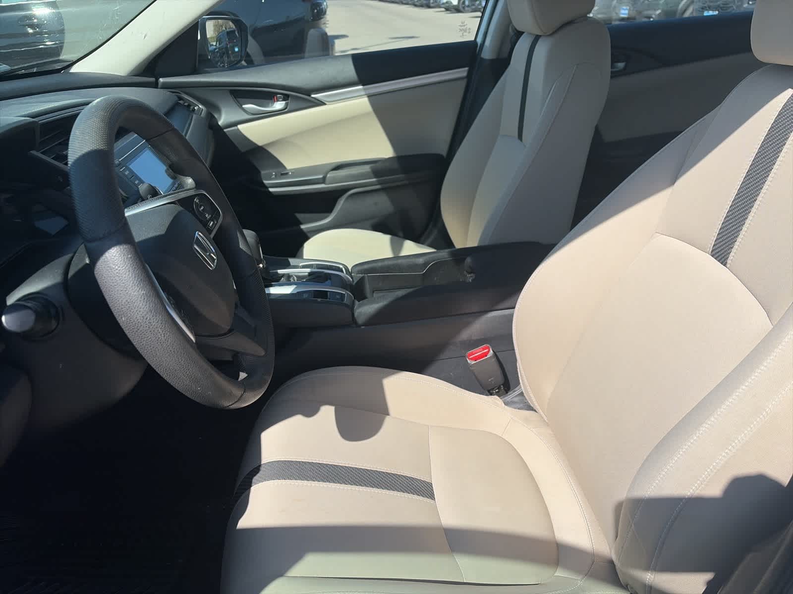 Thumbnail: 2016 Honda Civic - 26