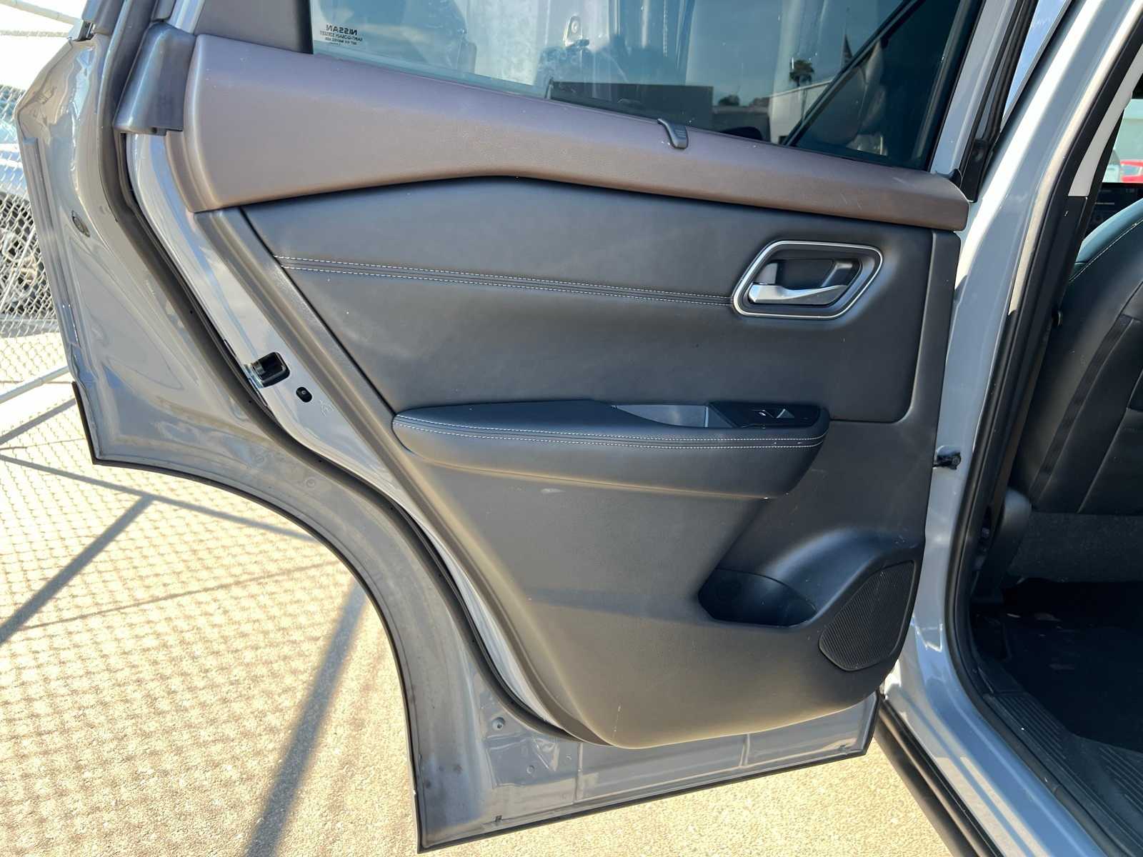 Thumbnail: 2021 Nissan Rogue - 18