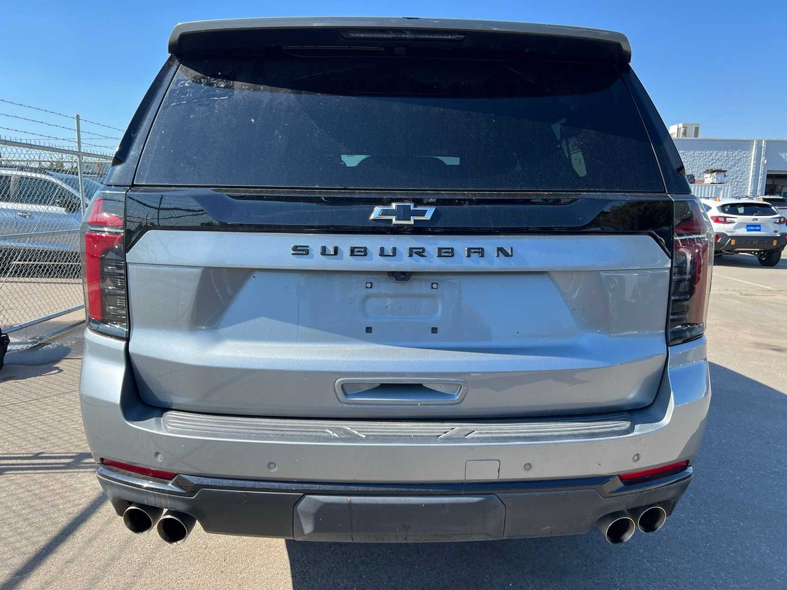 Thumbnail: 2025 Chevrolet Suburban - 4