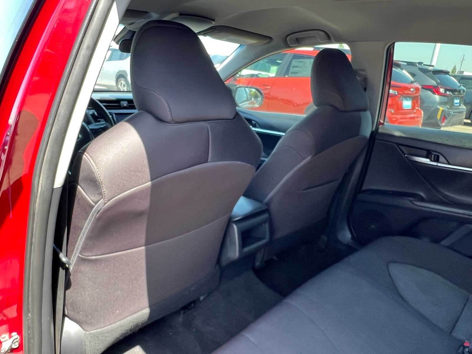 Thumbnail: 2019 Toyota Camry - 16