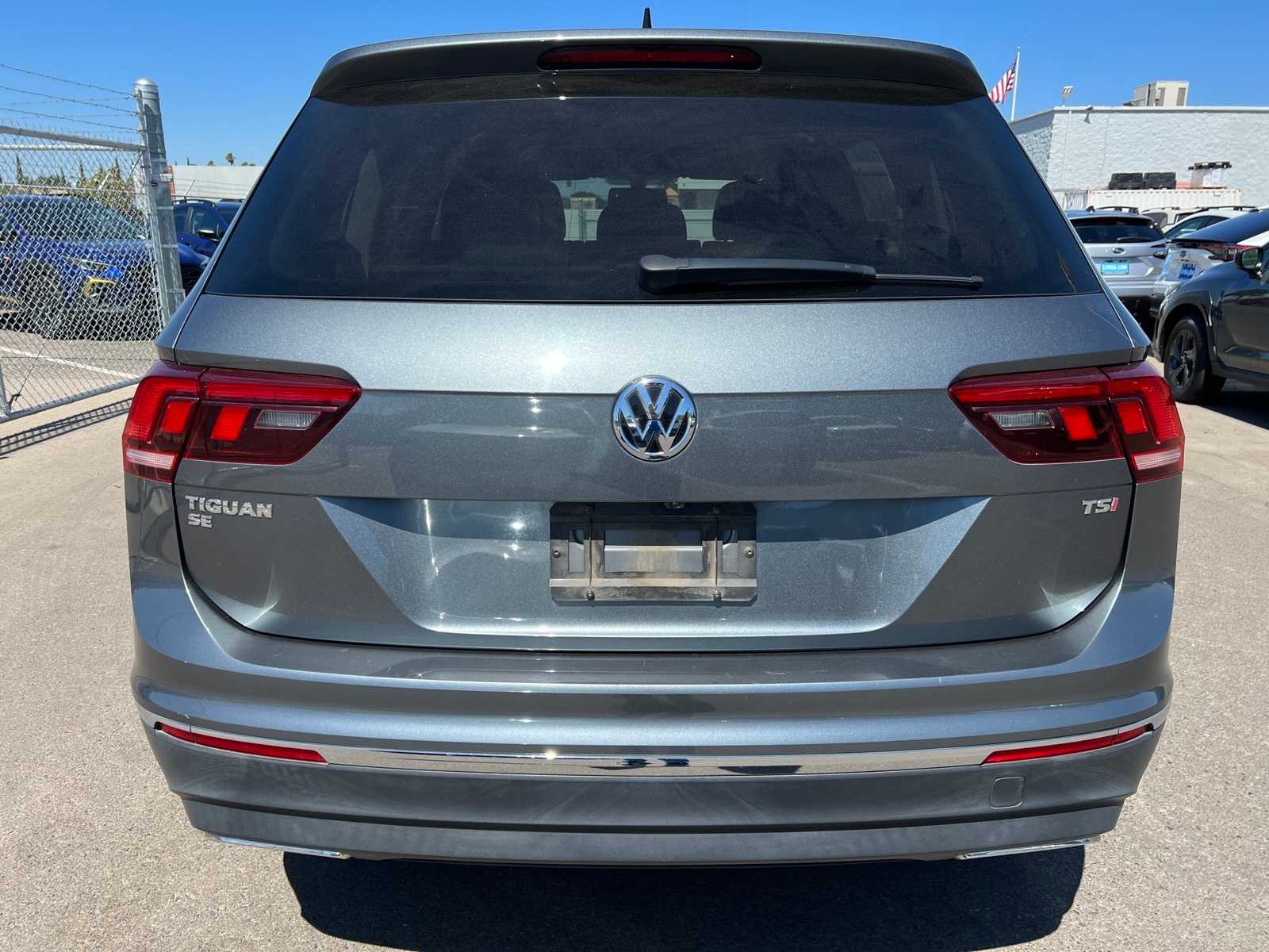 2018 Volkswagen Tiguan SE 4
