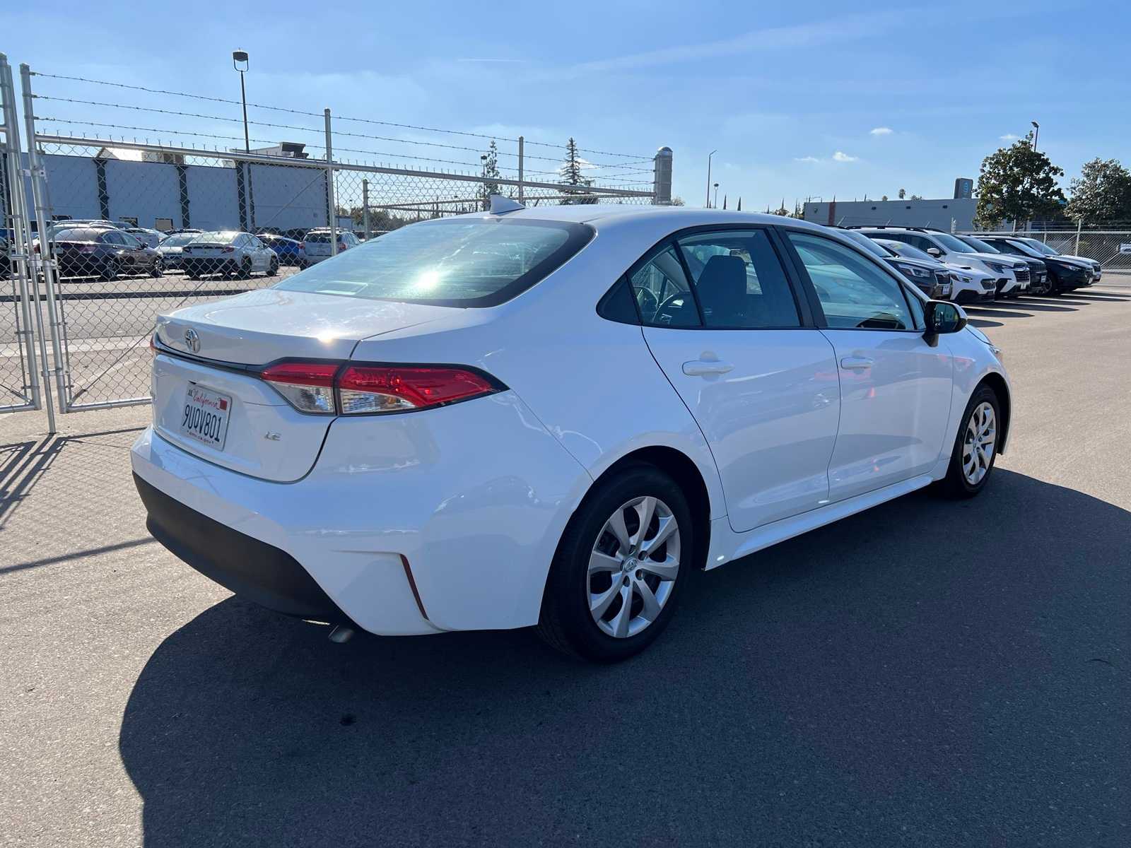 Thumbnail: 2024 Toyota Corolla - 9