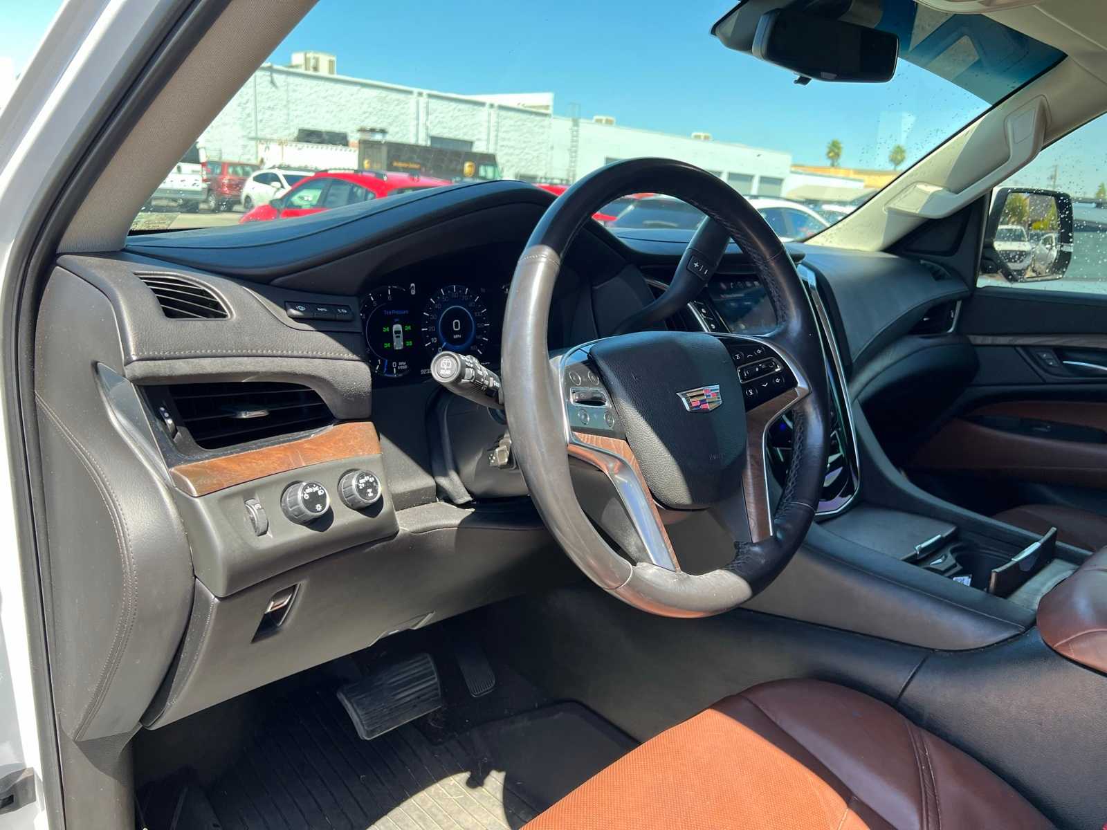 Thumbnail: 2018 Cadillac Escalade - 13