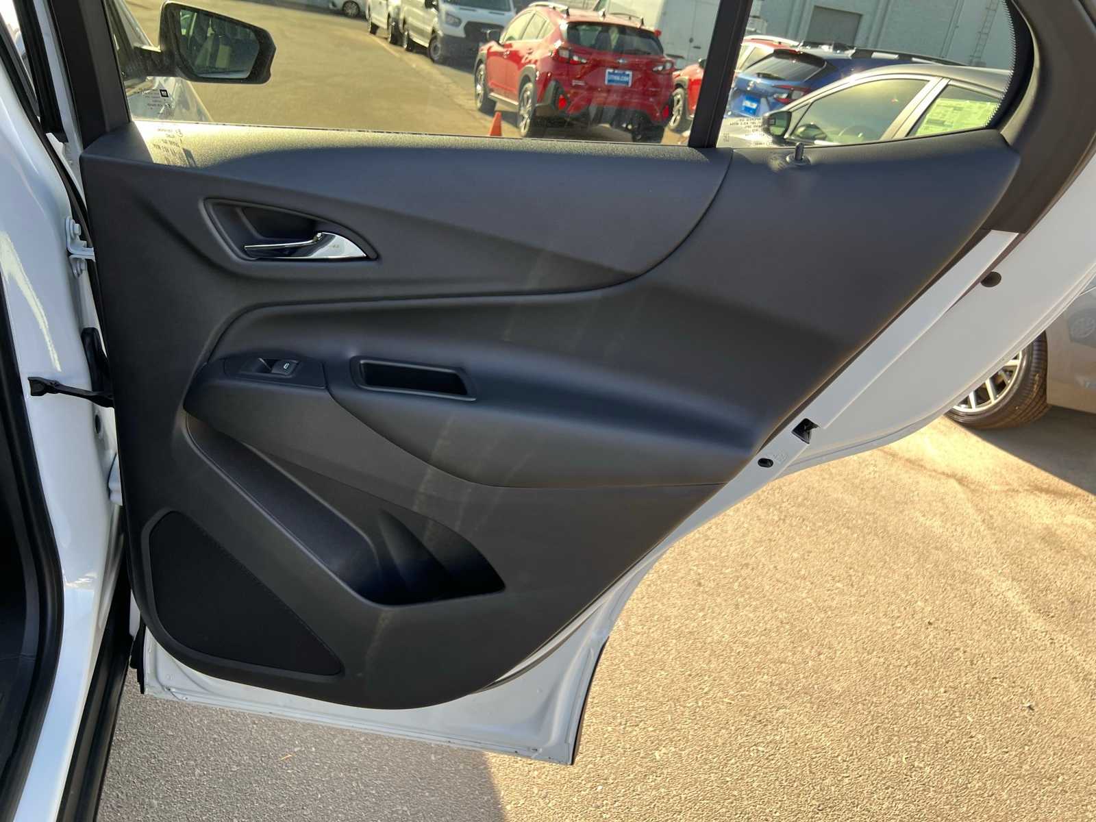 Thumbnail: 2020 Chevrolet Equinox - 24