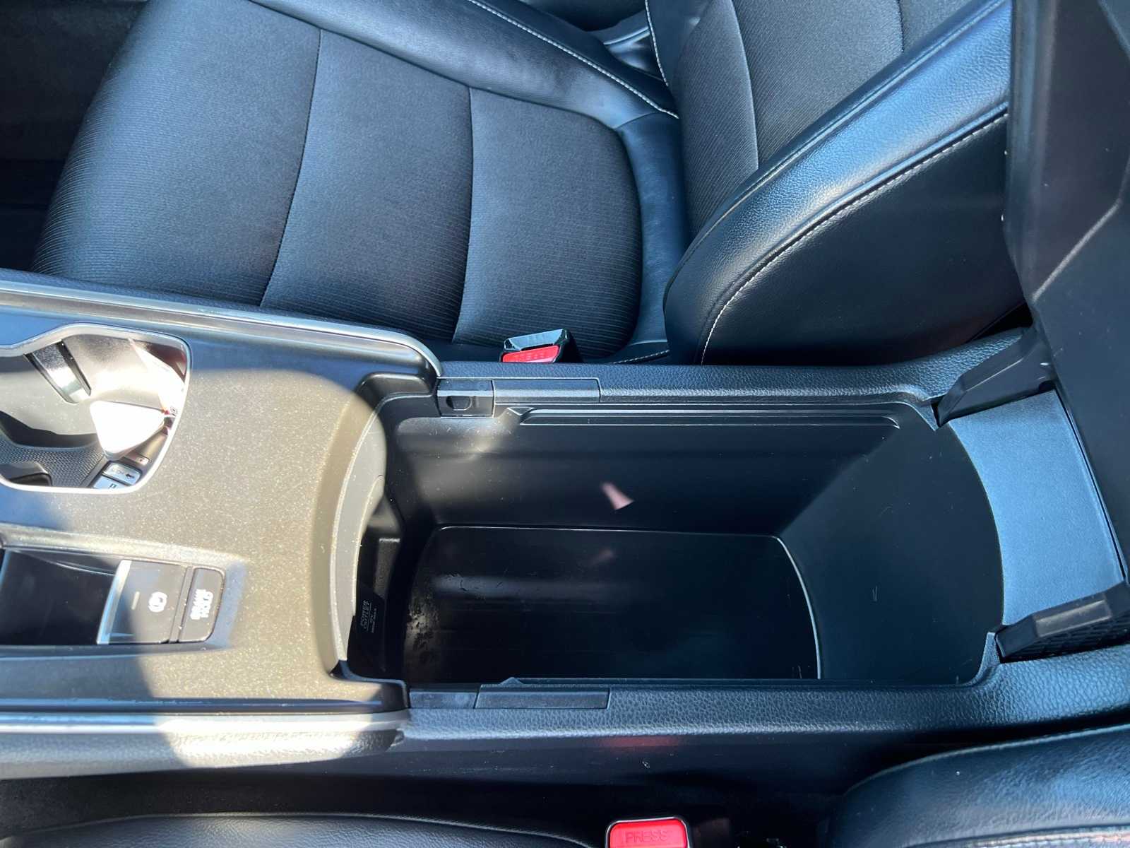 Thumbnail: 2018 Honda Accord - 41