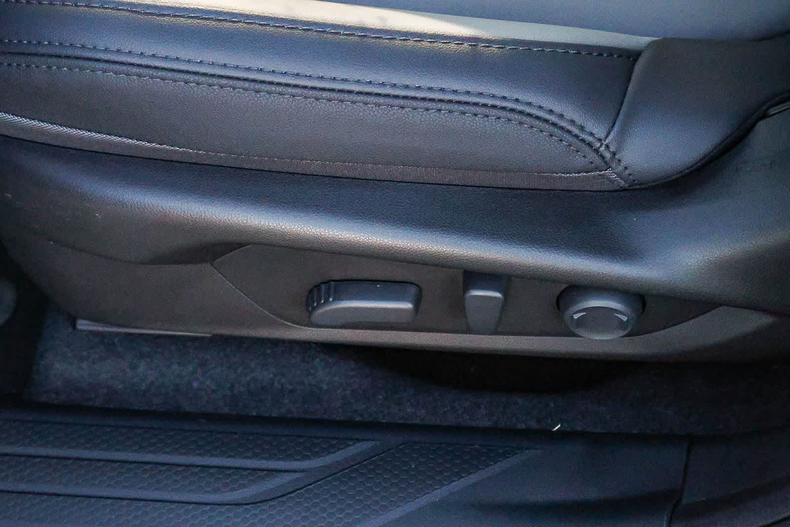 Thumbnail: 2026 Subaru Outback - 20