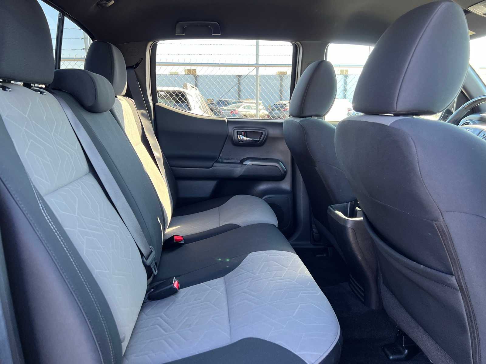 Thumbnail: 2023 Toyota Tacoma - 23