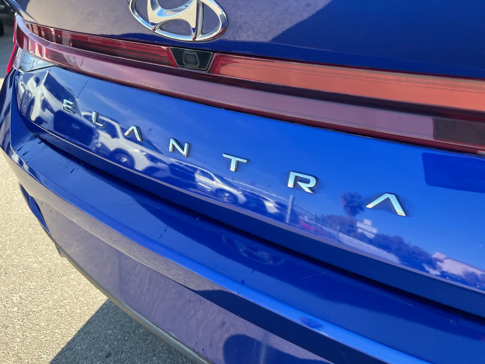 Thumbnail: 2023 Hyundai Elantra - 6