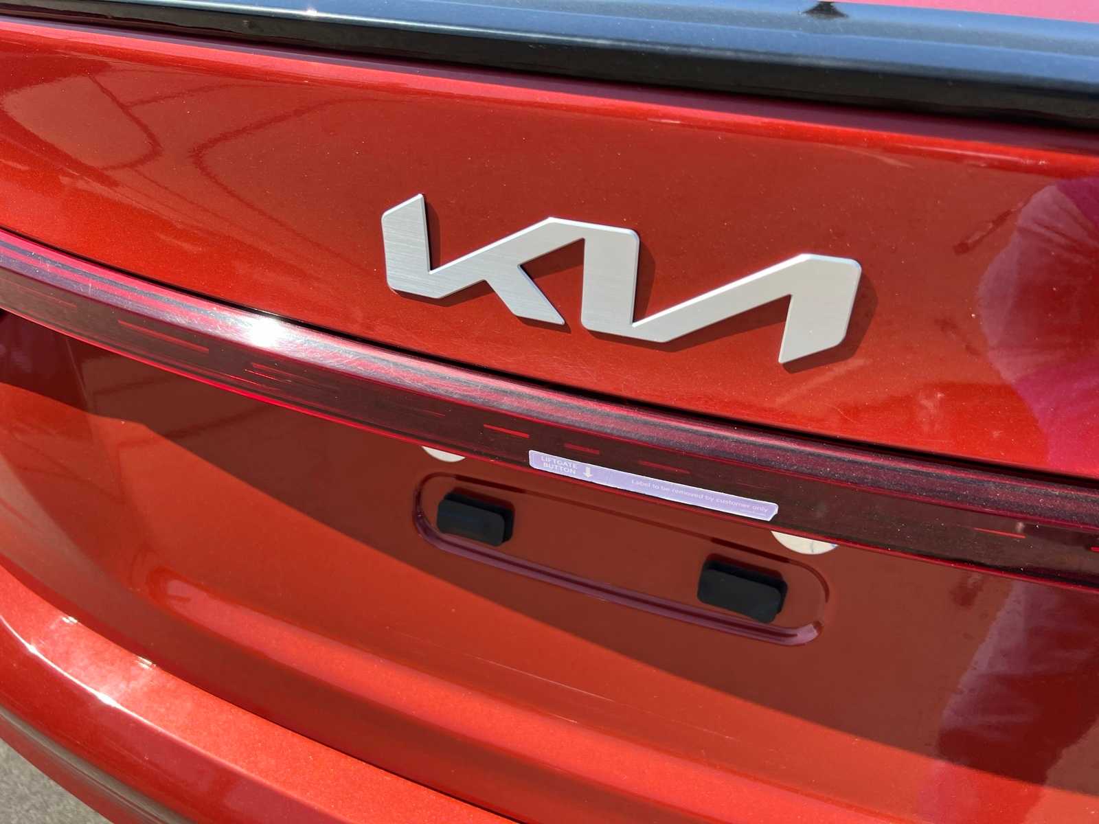 Thumbnail: 2023 Kia Forte - 6