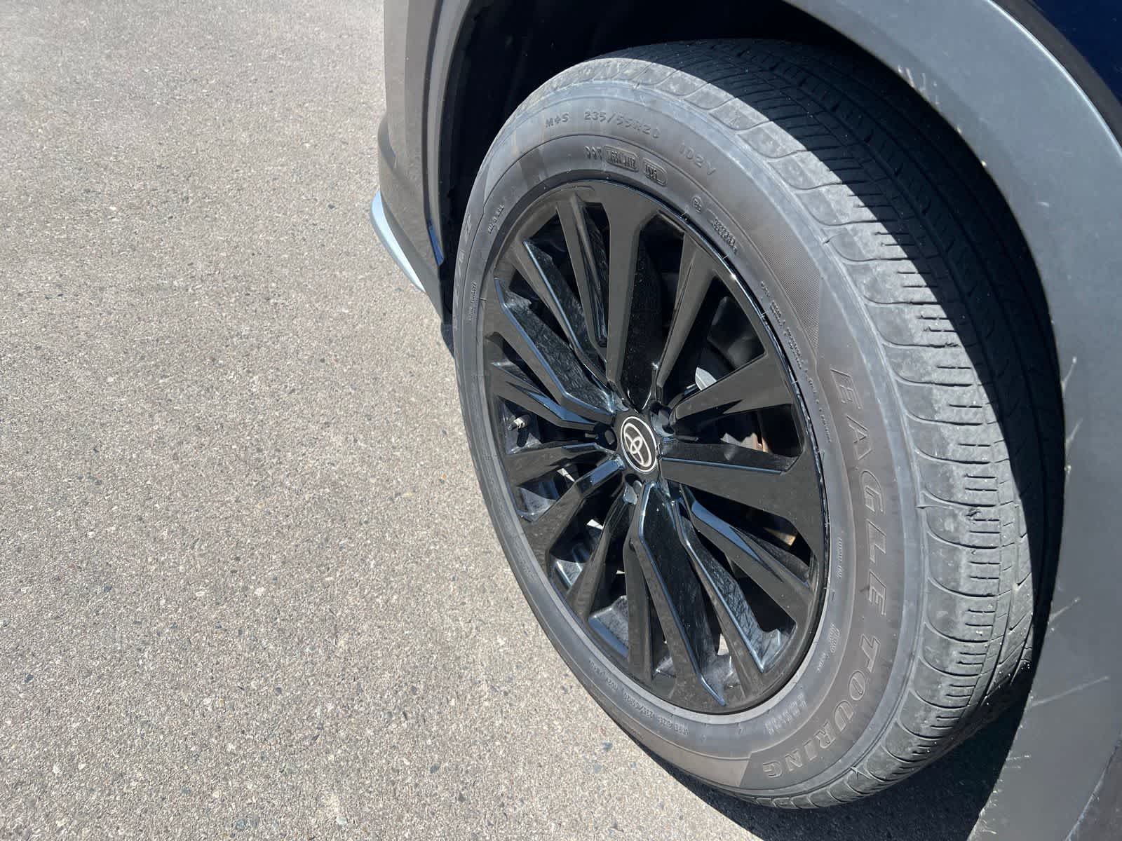 Thumbnail: 2025 Toyota Highlander - 13