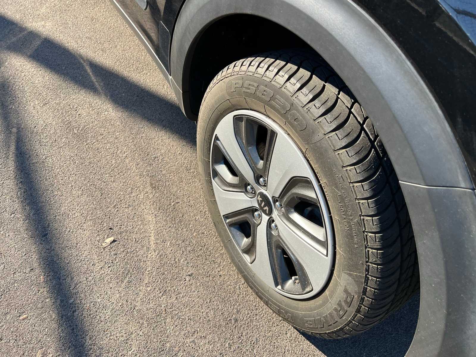 Thumbnail: 2018 Kia Niro - 17