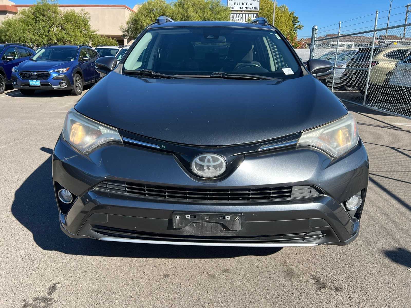 Thumbnail: 2018 Toyota RAV4 - 12