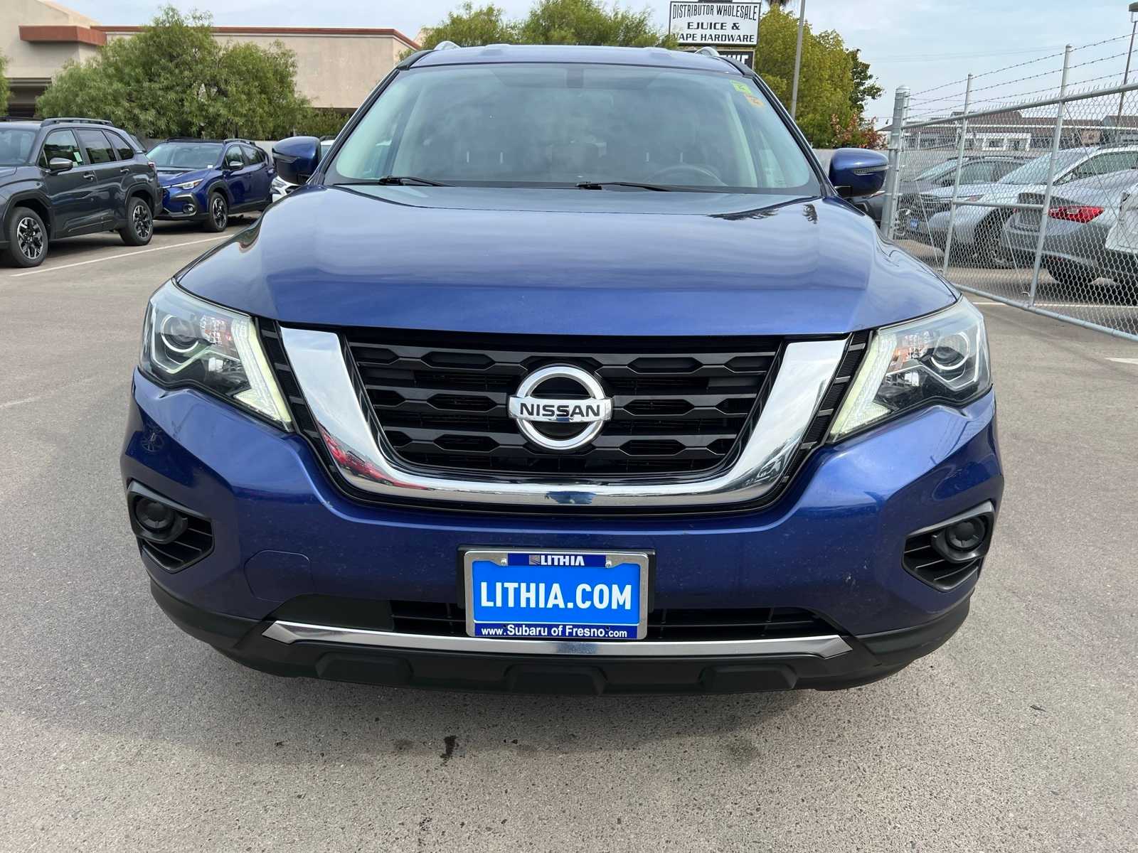 Thumbnail: 2020 Nissan Pathfinder - 11