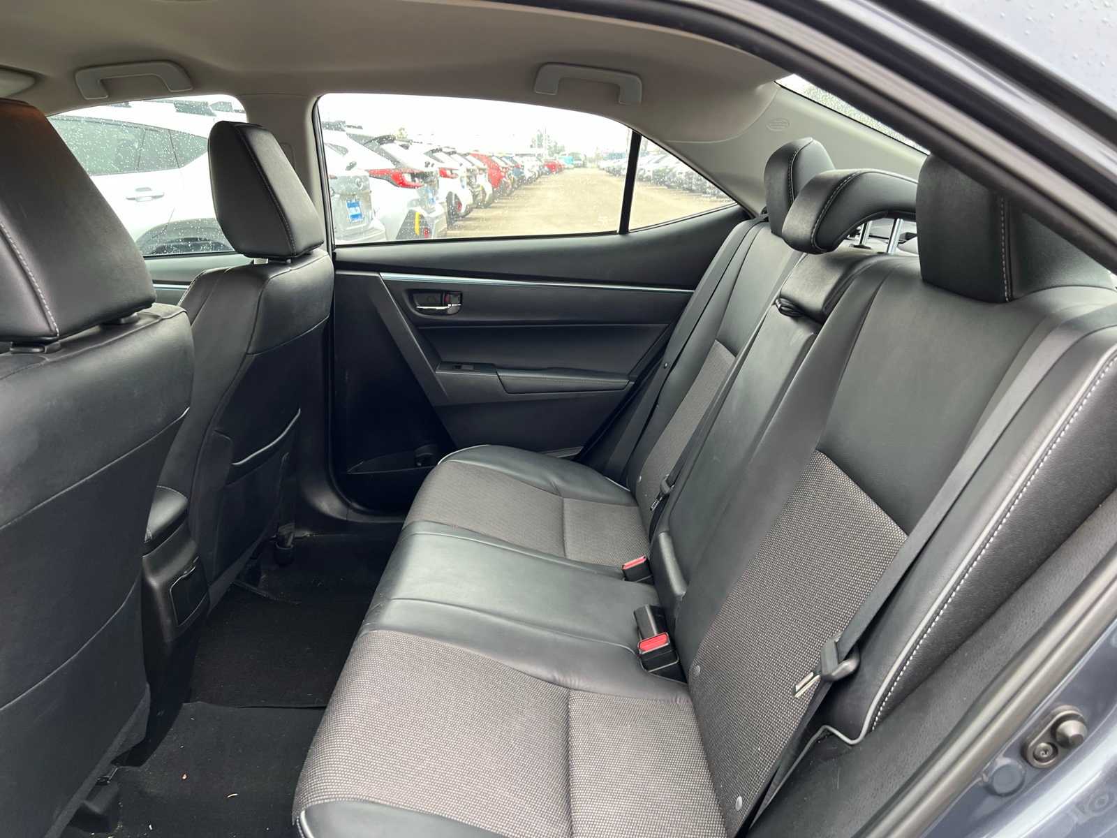 Thumbnail: 2015 Toyota Corolla - 19