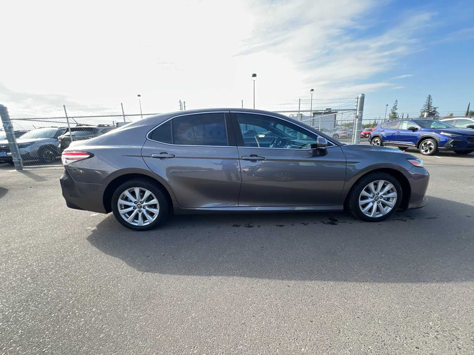 Thumbnail: 2018 Toyota Camry - 9