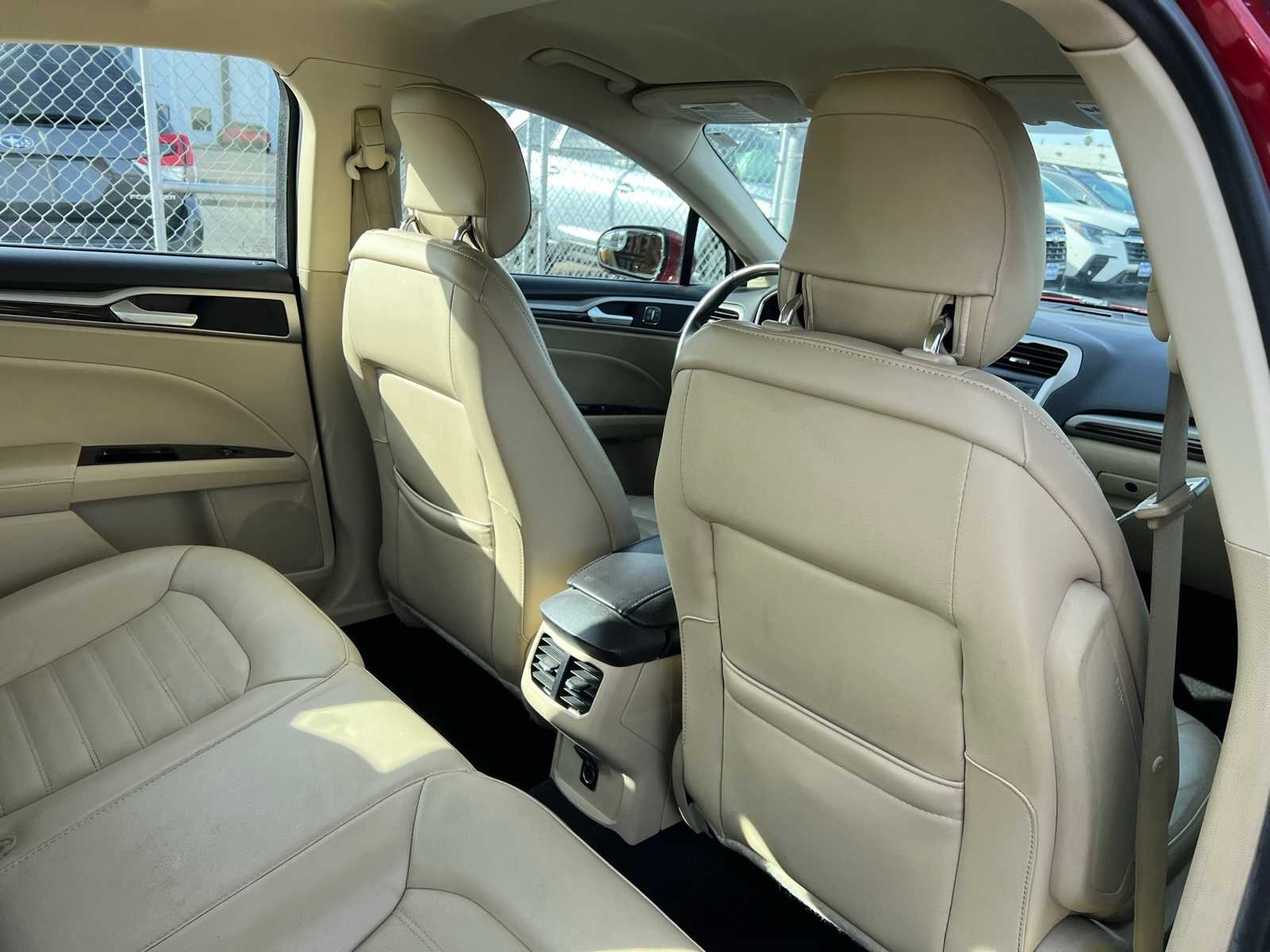 Thumbnail: 2015 Ford Fusion - 22