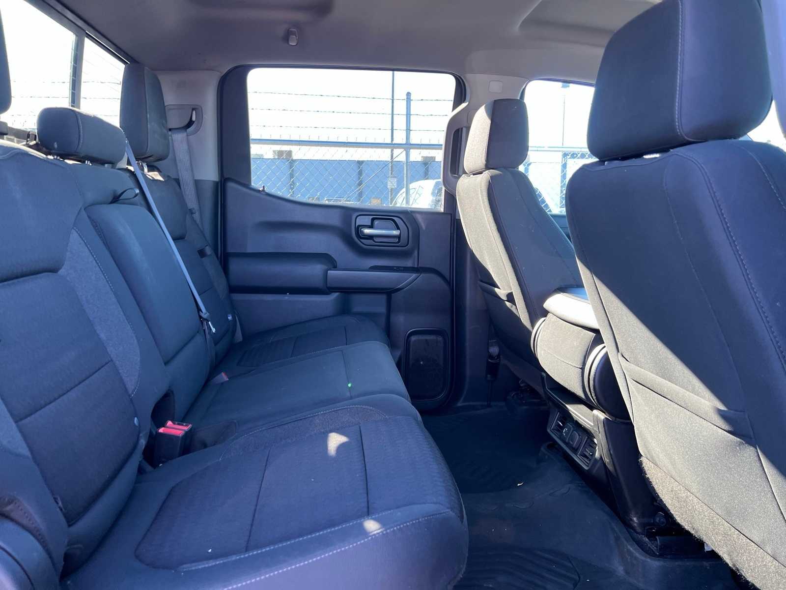 Thumbnail: 2020 Chevrolet Silverado 1500 - 22