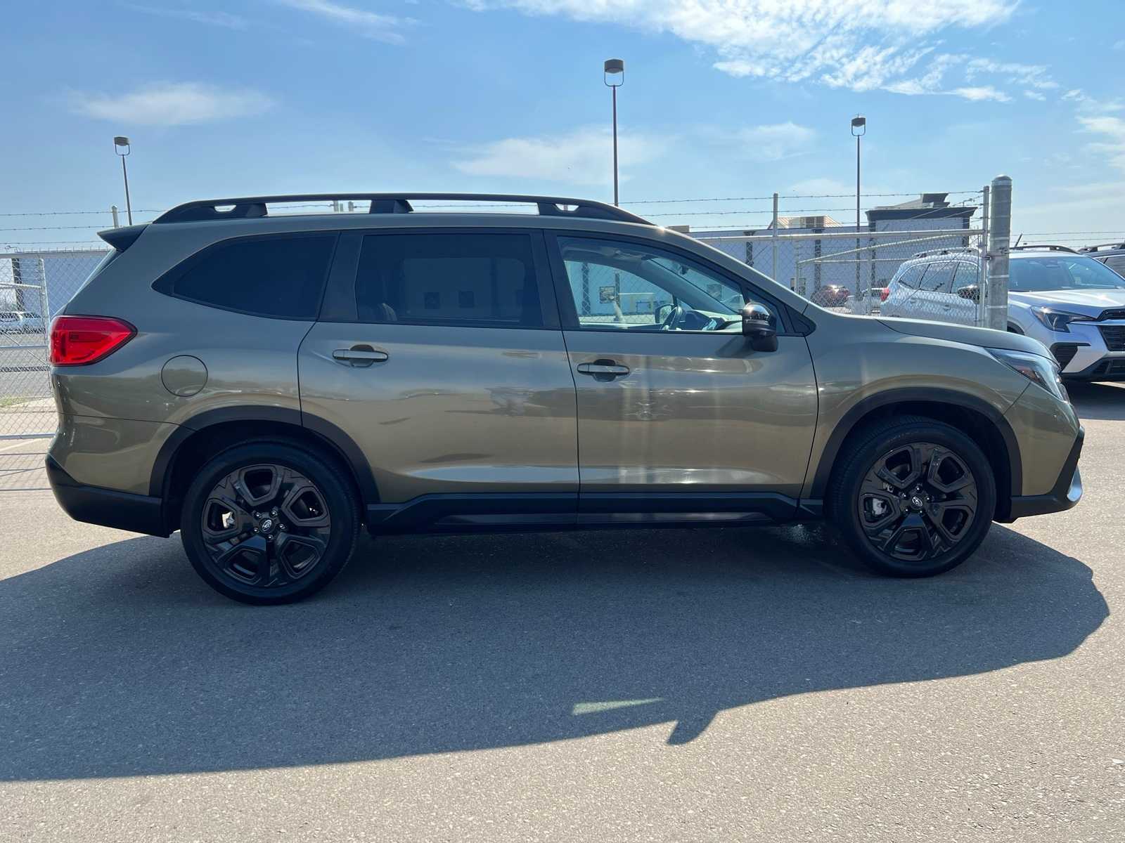 Thumbnail: 2023 Subaru Ascent - 10