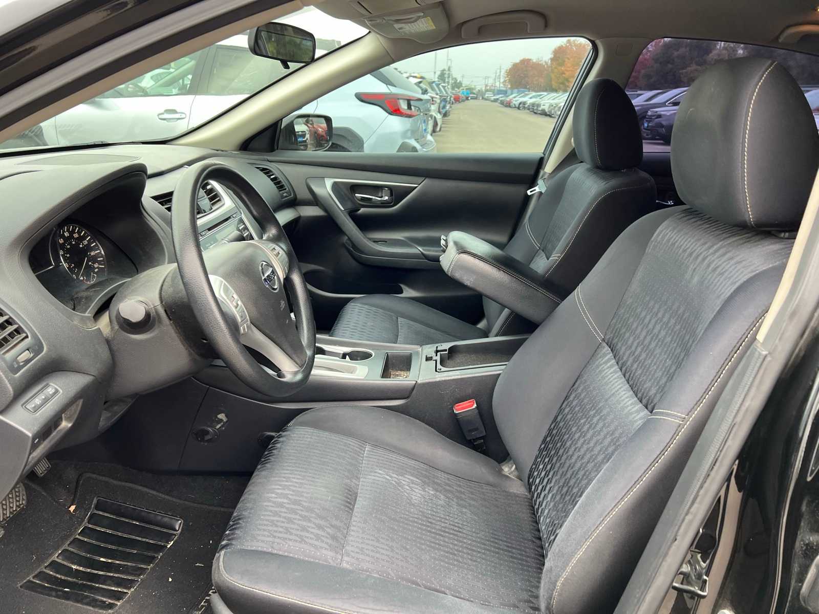 Thumbnail: 2017 Nissan Altima - 14