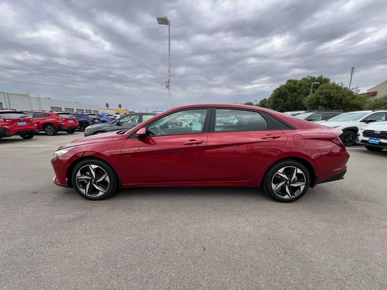 Thumbnail: 2023 Hyundai Elantra - 2