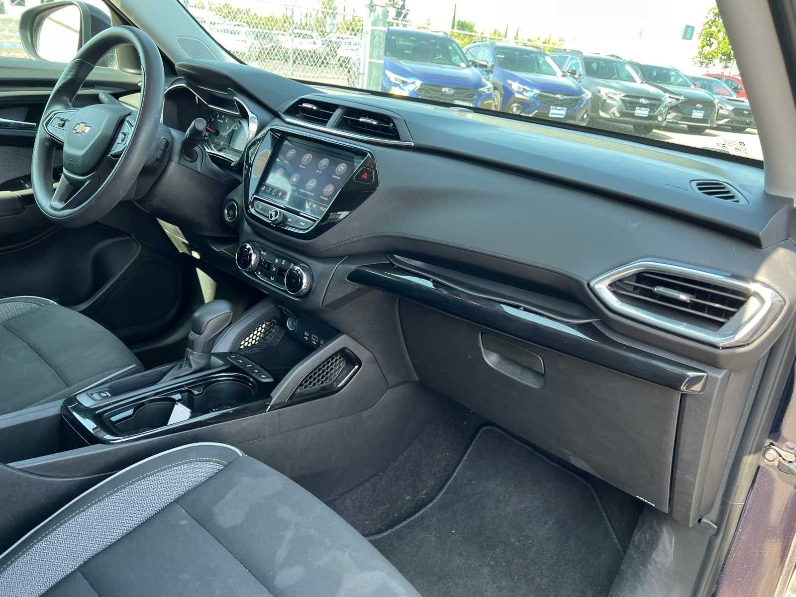 Thumbnail: 2021 Chevrolet TrailBlazer - 26
