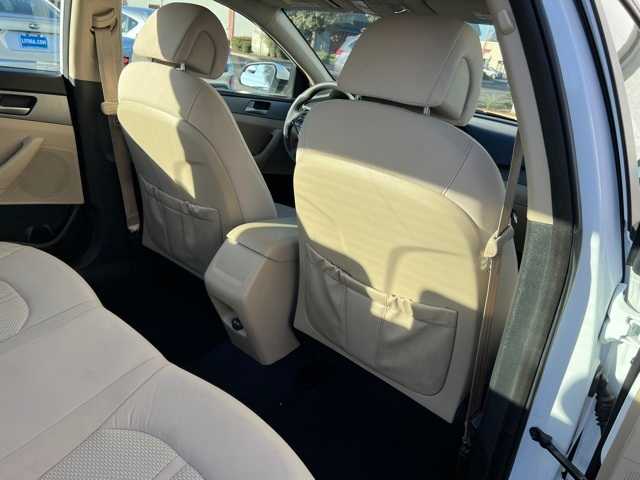 Thumbnail: 2015 Hyundai Sonata - 21