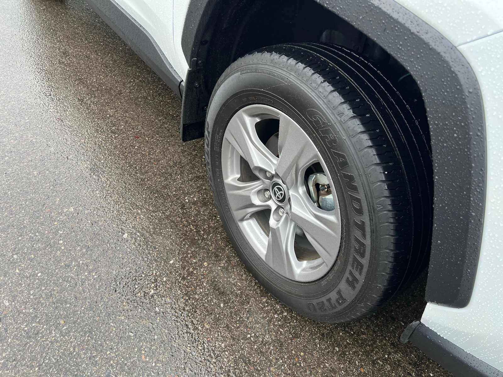 Thumbnail: 2025 Toyota RAV4 - 25