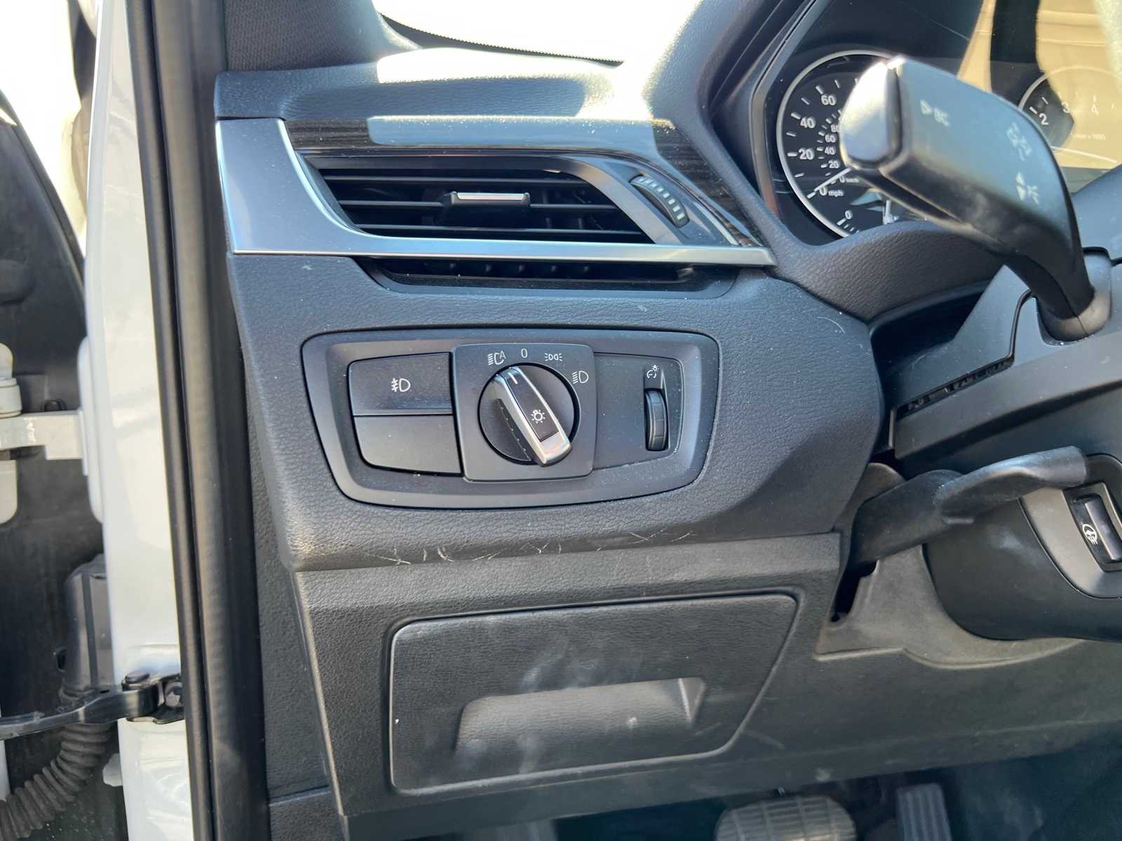 Thumbnail: 2016 BMW X1 - 28
