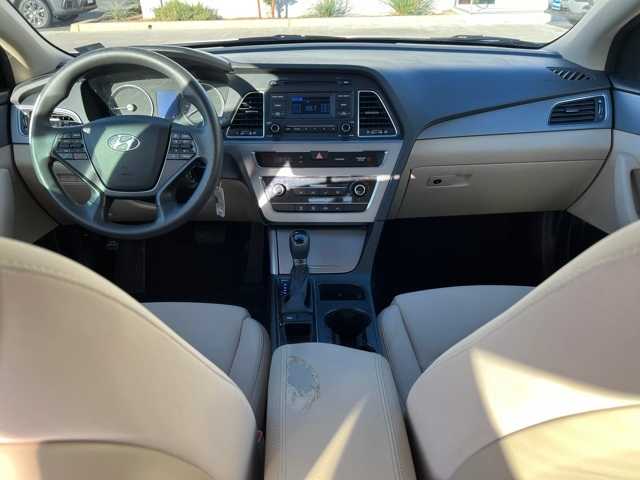 Thumbnail: 2015 Hyundai Sonata - 28