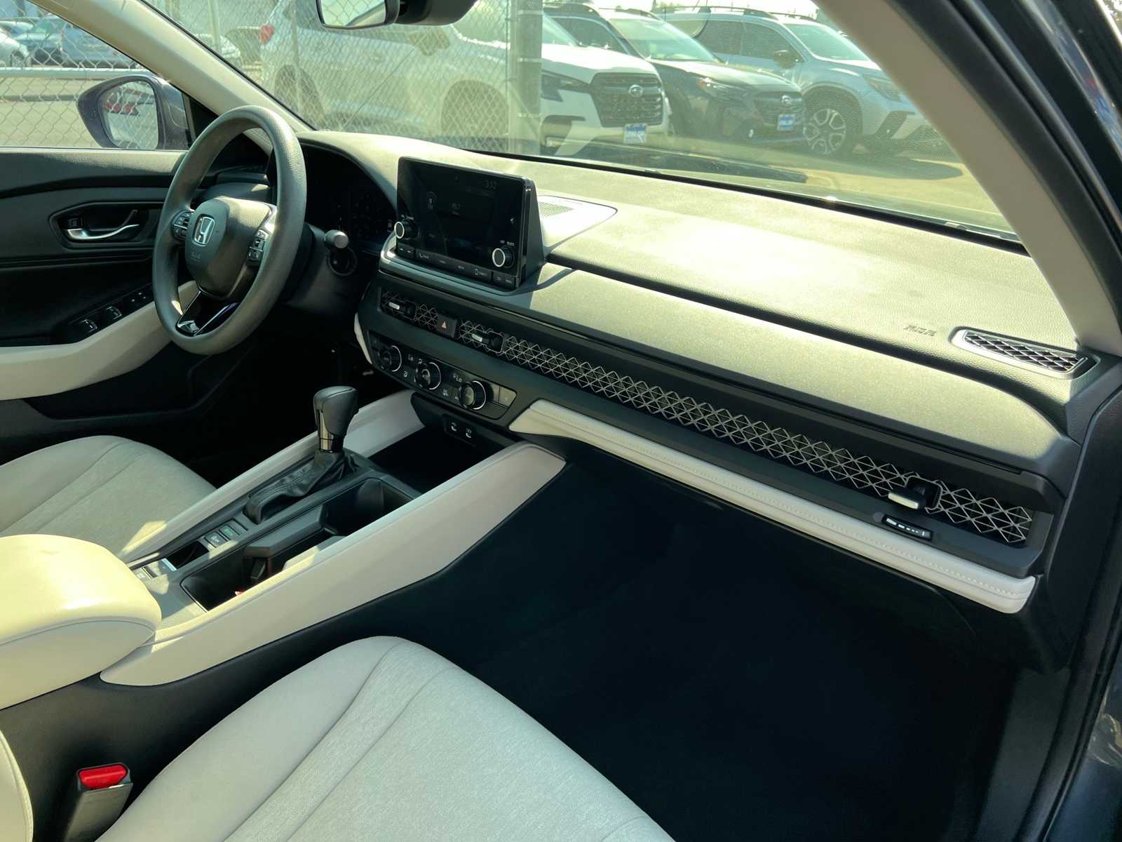 Thumbnail: 2023 Honda Accord - 25