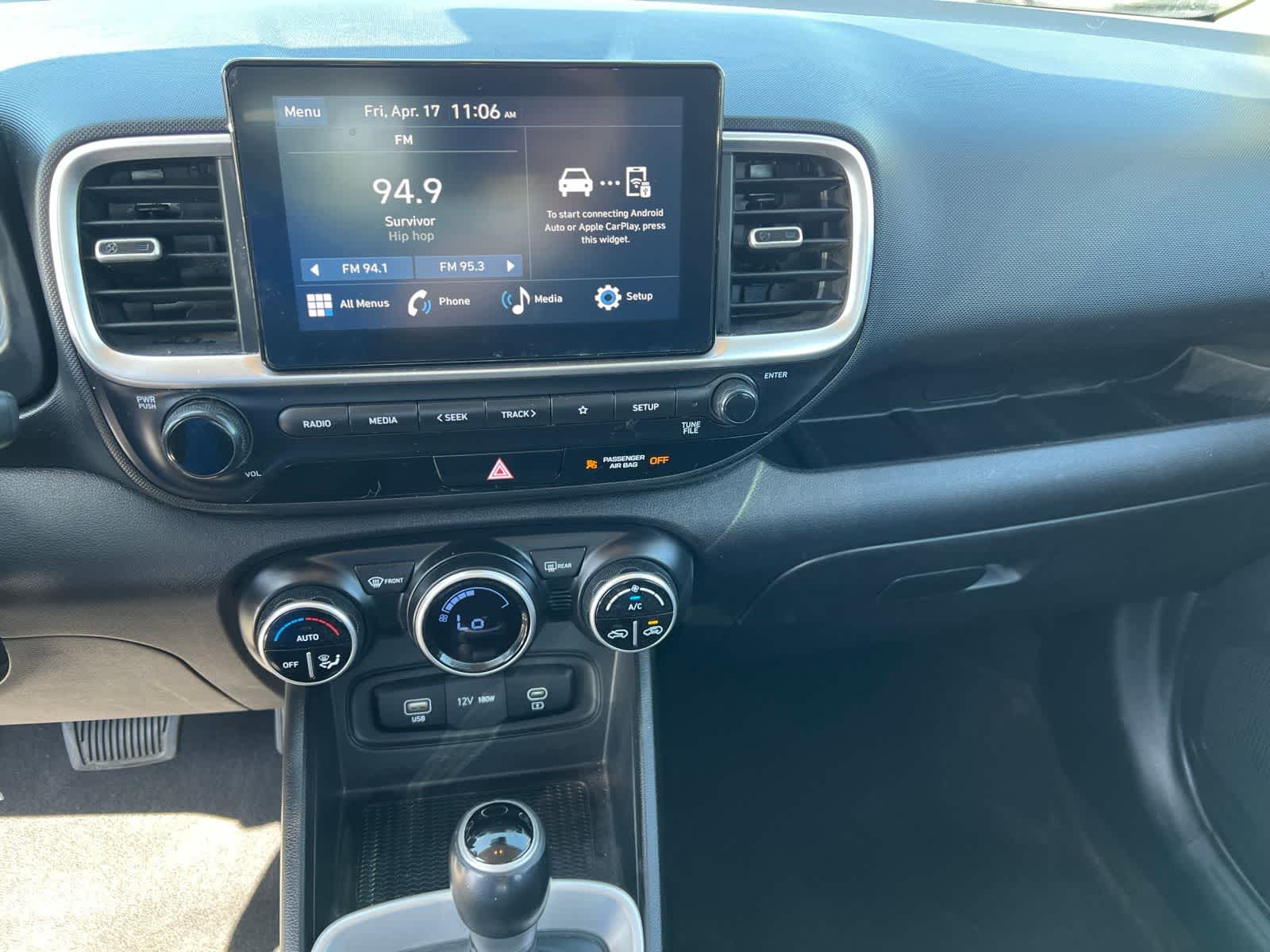 Thumbnail: 2023 Hyundai Venue - 35