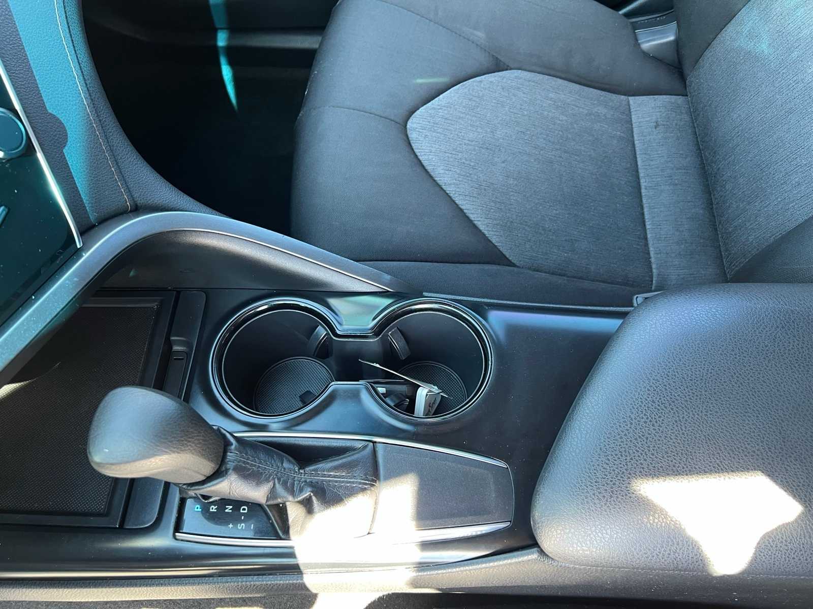 Thumbnail: 2018 Toyota Camry - 38