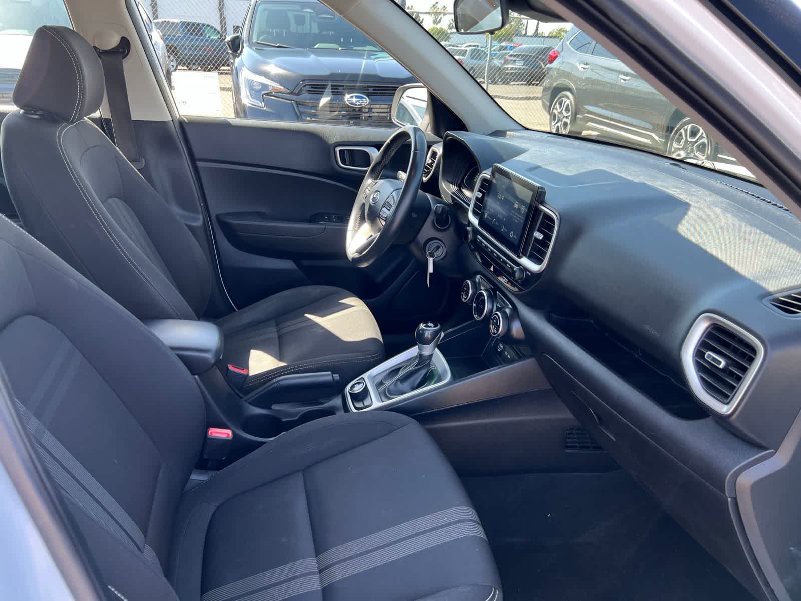 Thumbnail: 2023 Hyundai Venue - 25