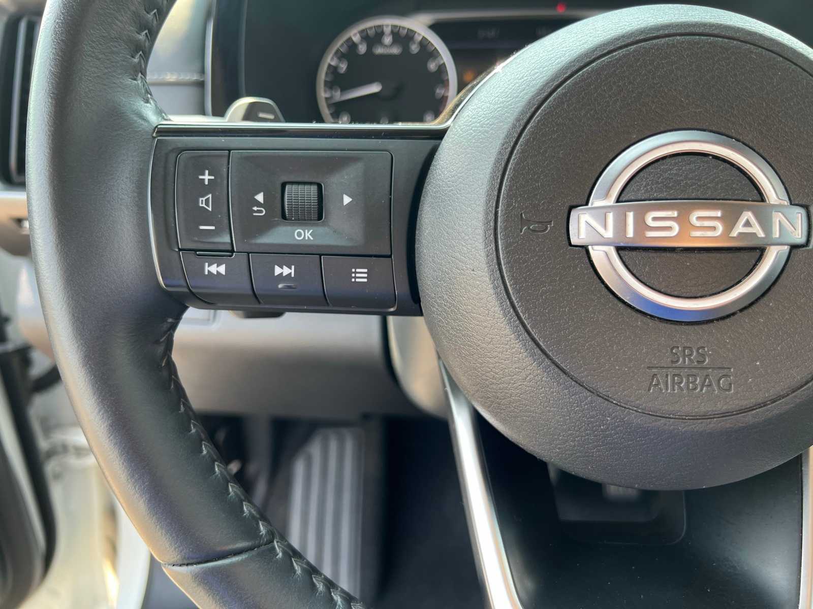 Thumbnail: 2022 Nissan Pathfinder - 35