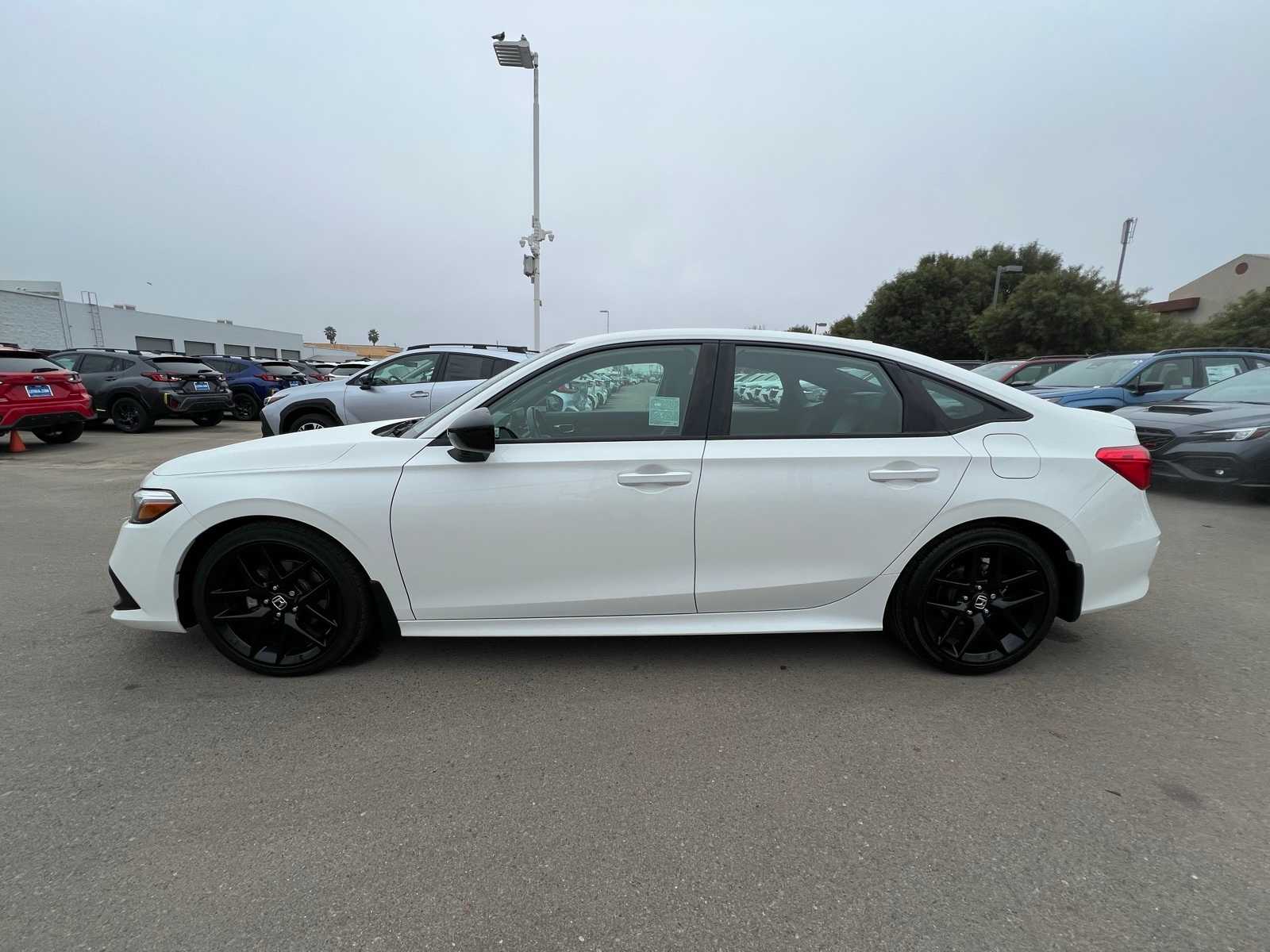 Thumbnail: 2024 Honda Civic - 2