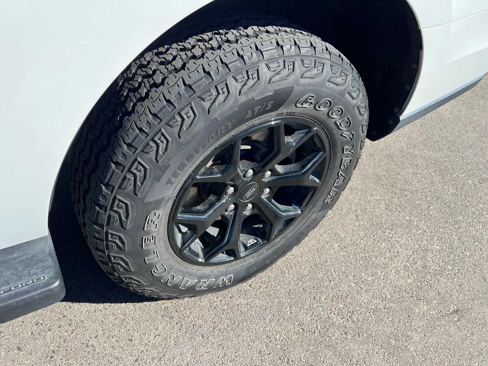 Thumbnail: 2022 Ford Expedition - 16