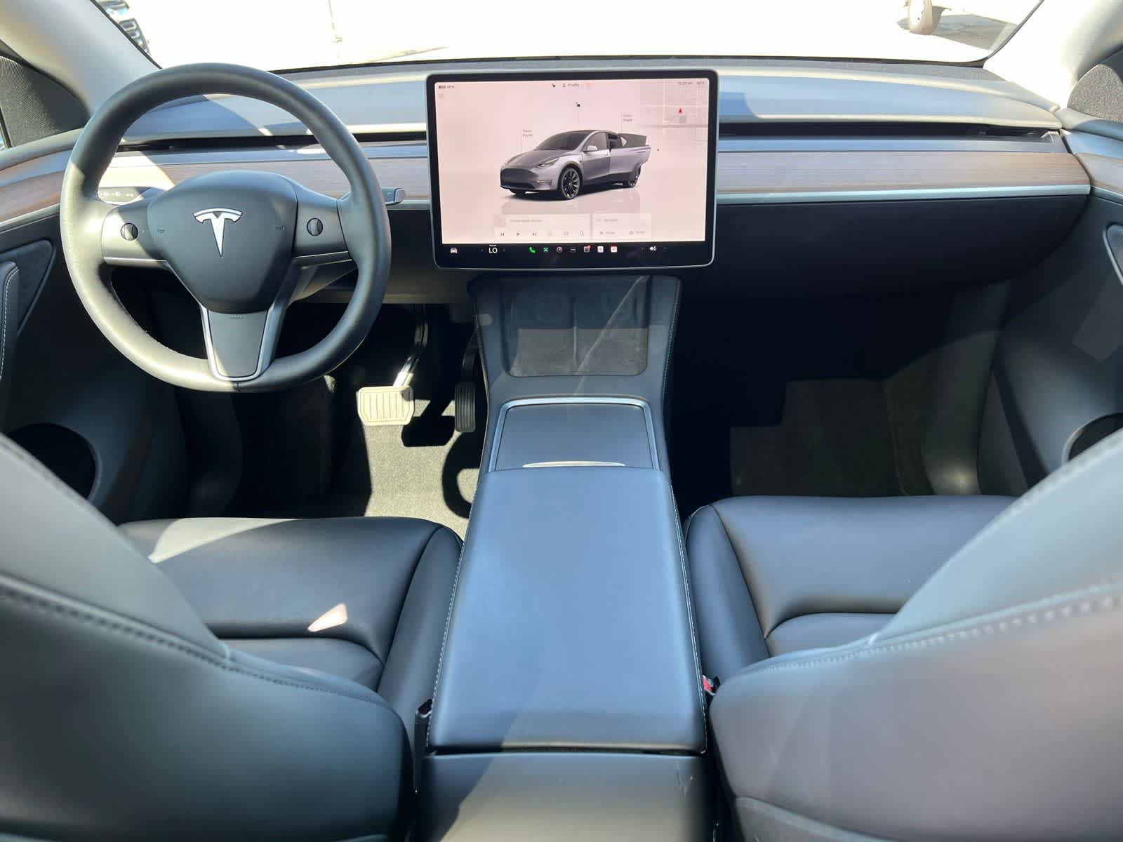 Thumbnail: 2025 Tesla Model Y - 28