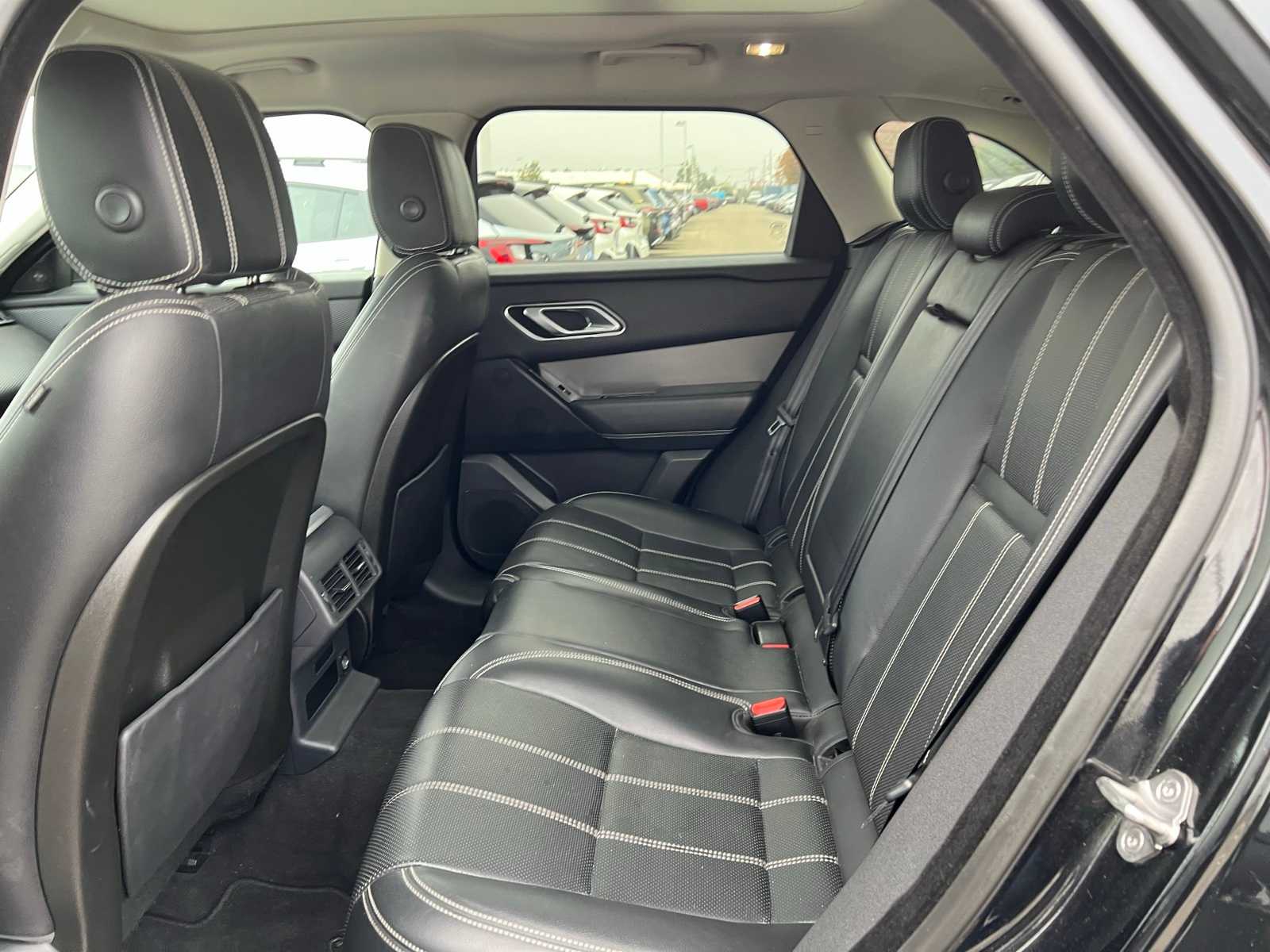 Thumbnail: 2020 Land Rover Range Rover Velar - 19