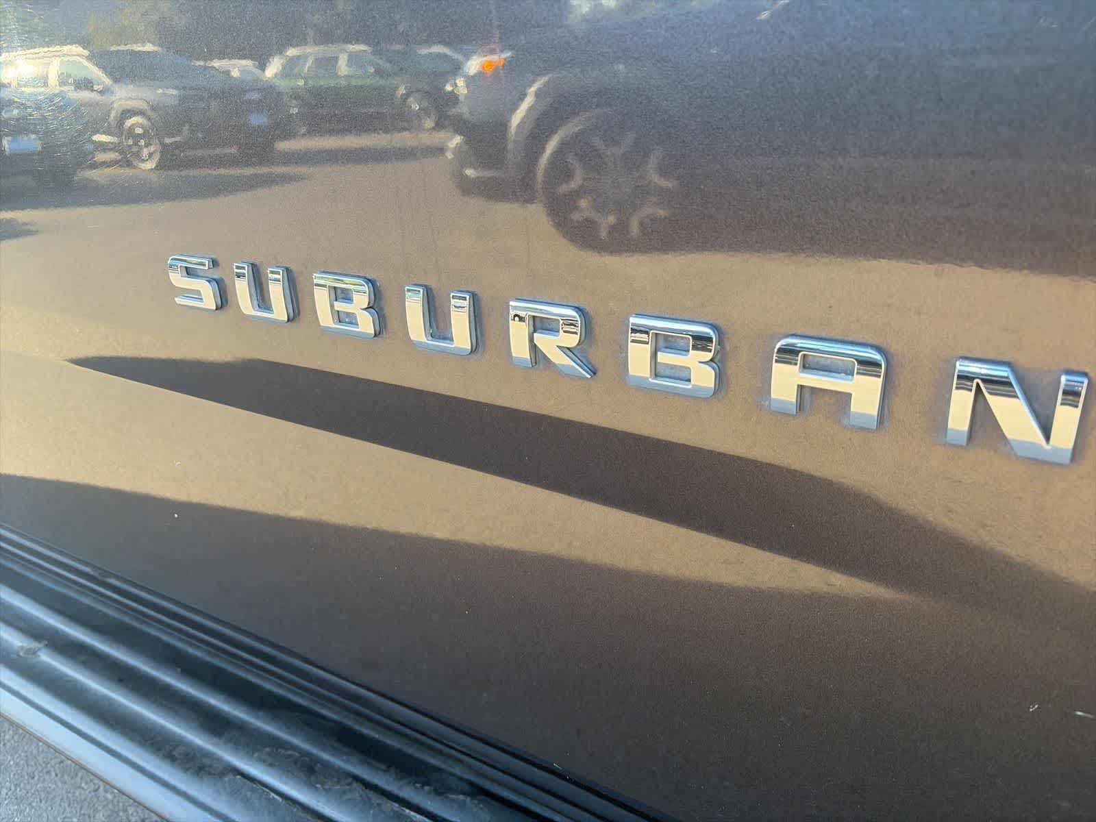 Thumbnail: 2017 Chevrolet Suburban - 7