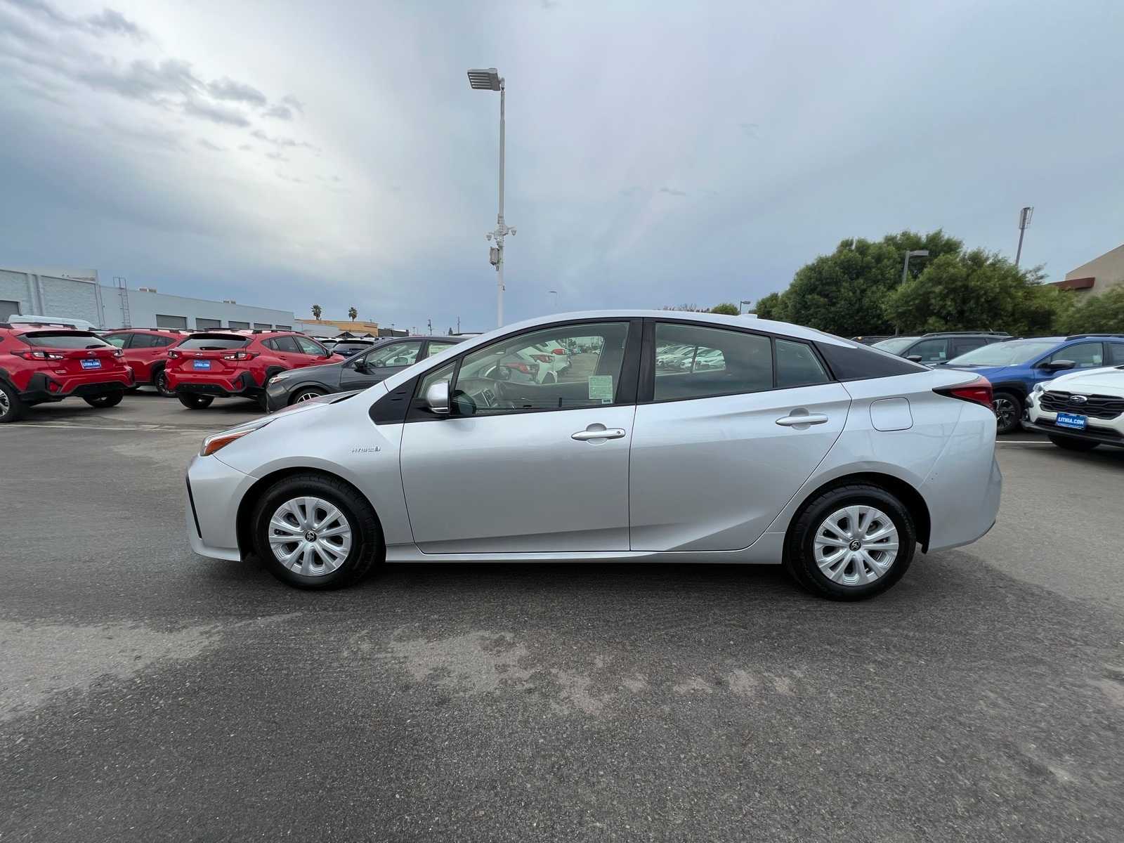 Thumbnail: 2020 Toyota Prius - 2