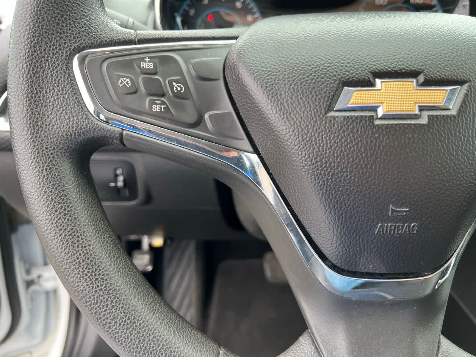 Thumbnail: 2016 Chevrolet Cruze - 35