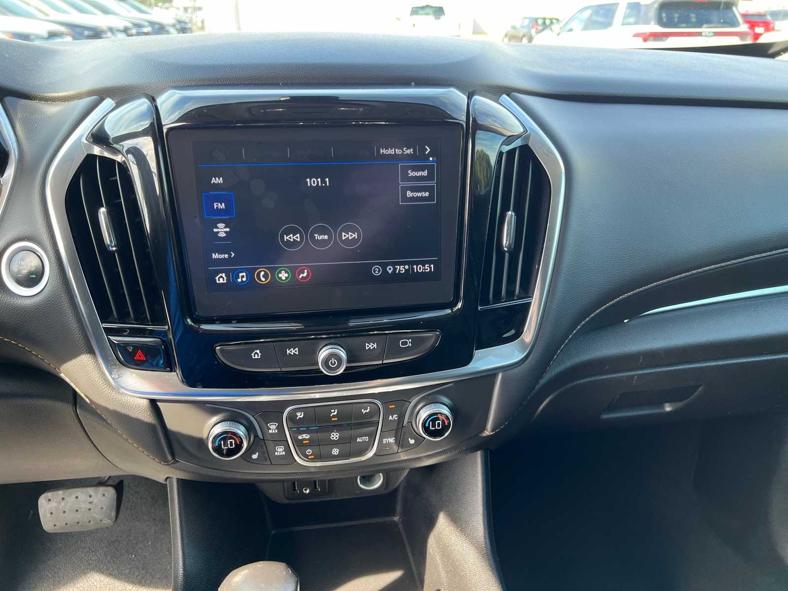 Thumbnail: 2021 Chevrolet Traverse - 30