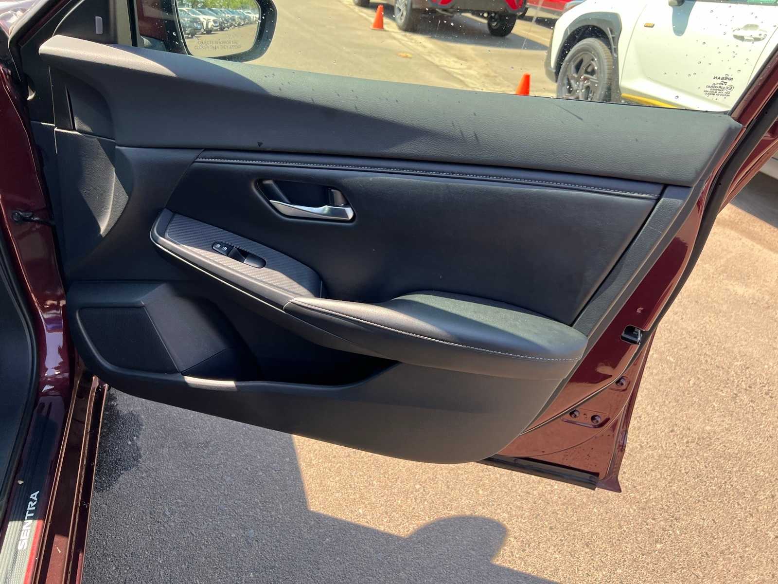 Thumbnail: 2021 Nissan Sentra - 28