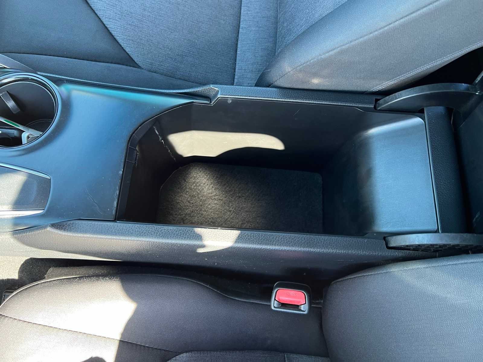 Thumbnail: 2018 Toyota Camry - 40