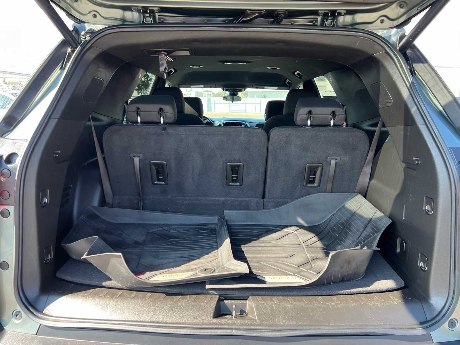 Thumbnail: 2023 Chevrolet Traverse - 8