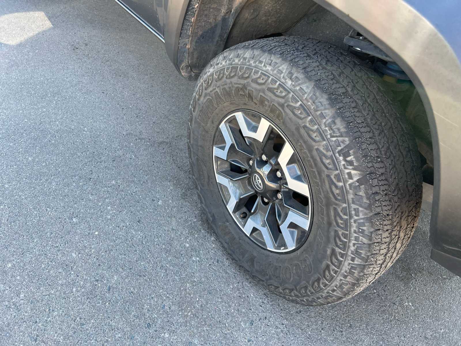 Thumbnail: 2023 Toyota Tacoma - 24