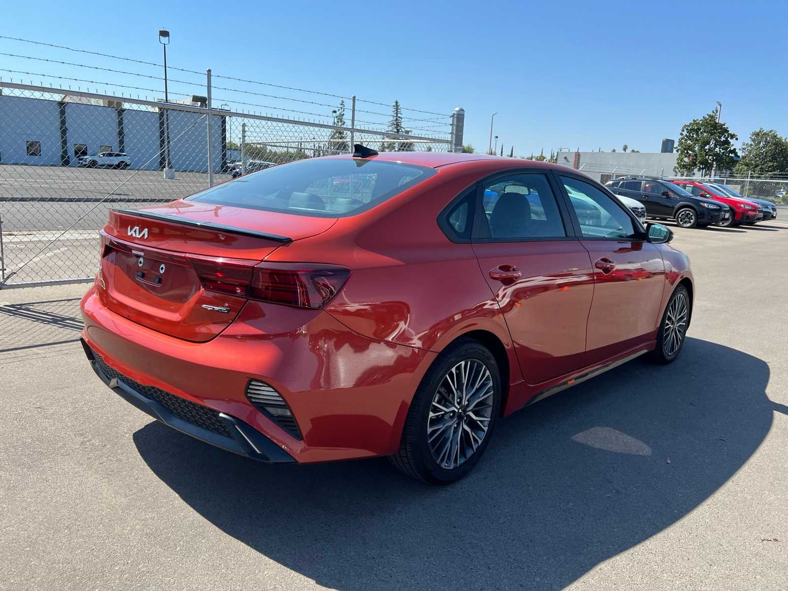 Thumbnail: 2023 Kia Forte - 9